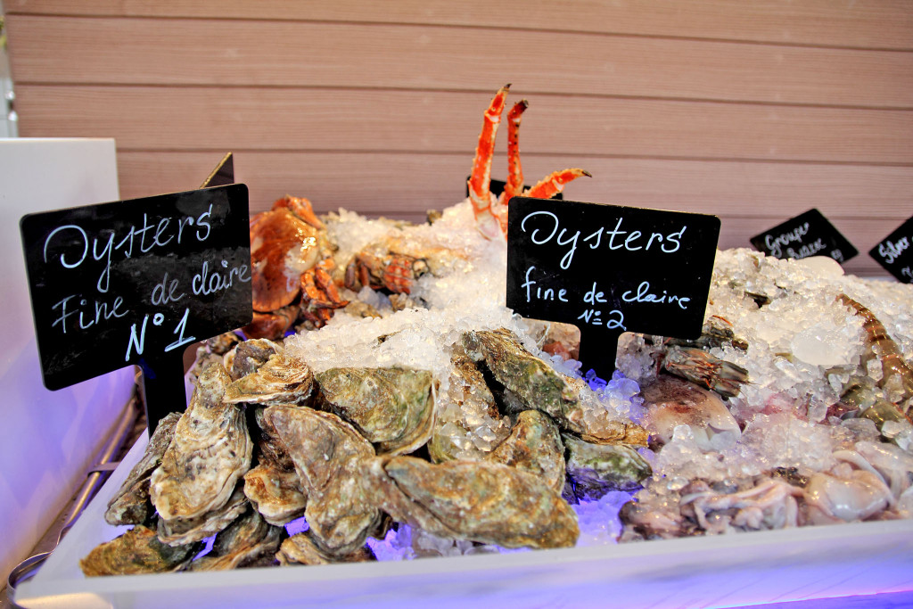fresh oysters on display