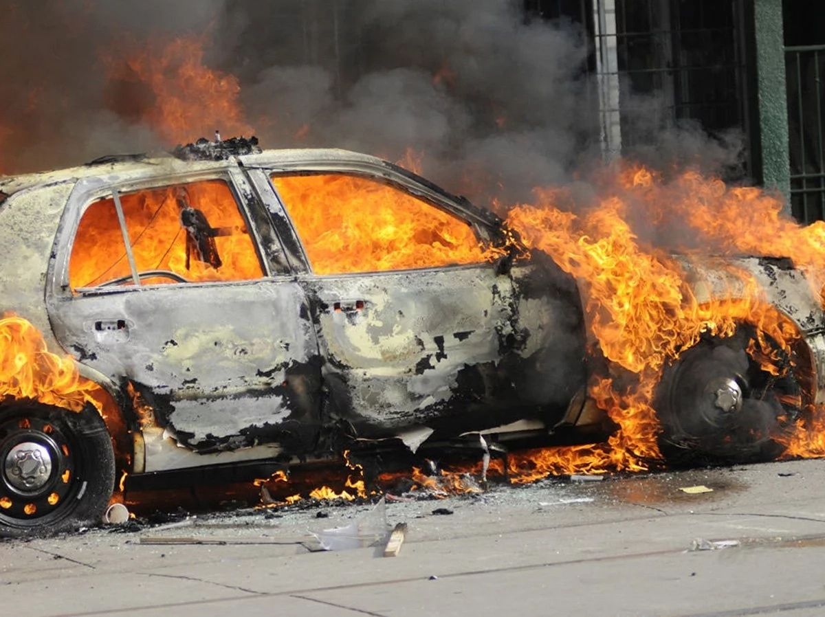 Фото взрыв автомобиля